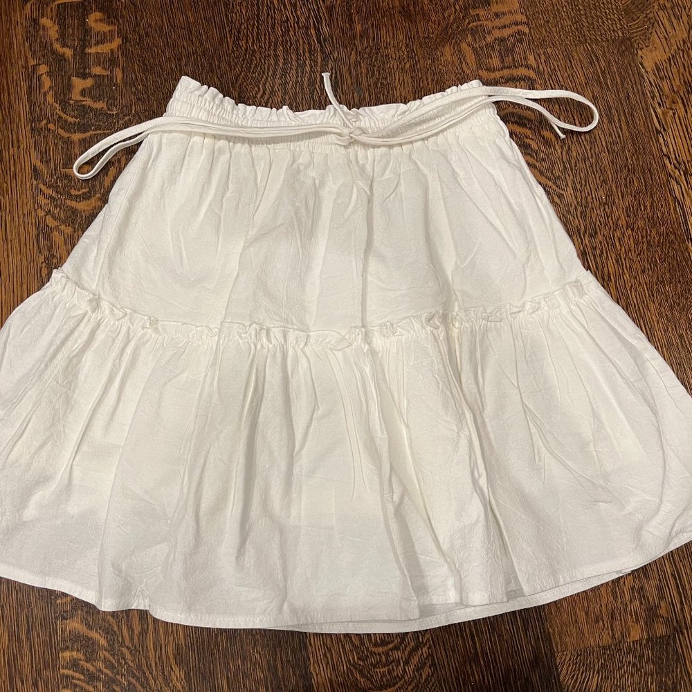 NWOT ChainJoy Women White Flowy High Waist Ruffle Skirt US M
